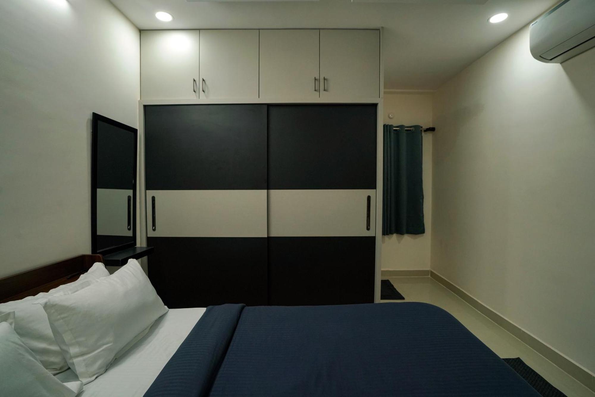 N Cube Serviced Apartments Hyderabad Luaran gambar