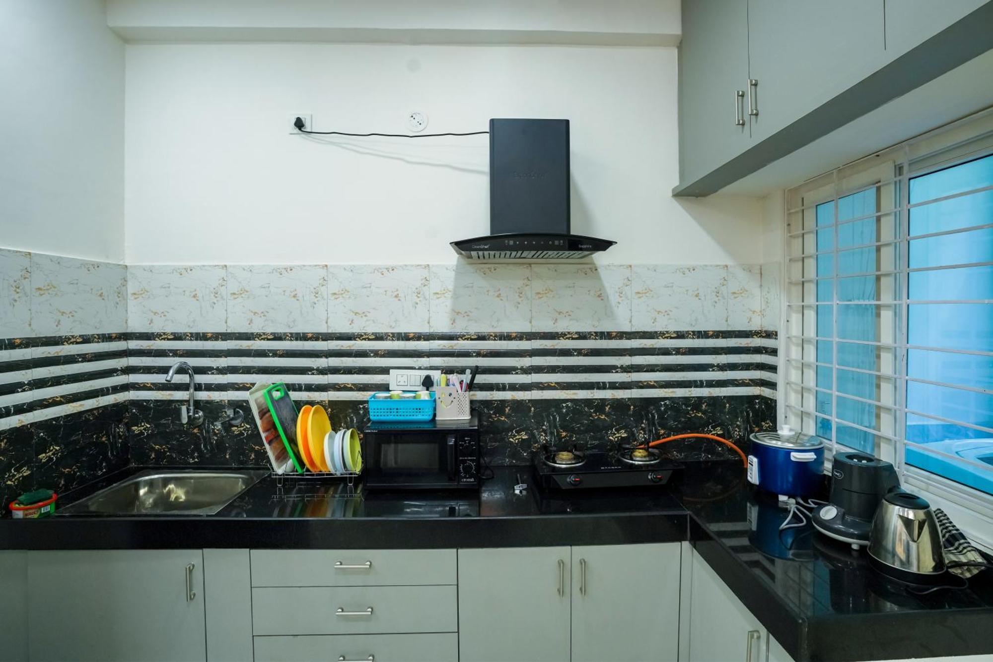 N Cube Serviced Apartments Hyderabad Luaran gambar